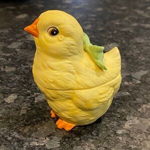 Lefton Chick Trinket Box